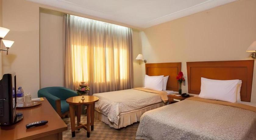 Nalendra Hotel Bandung Extérieur photo